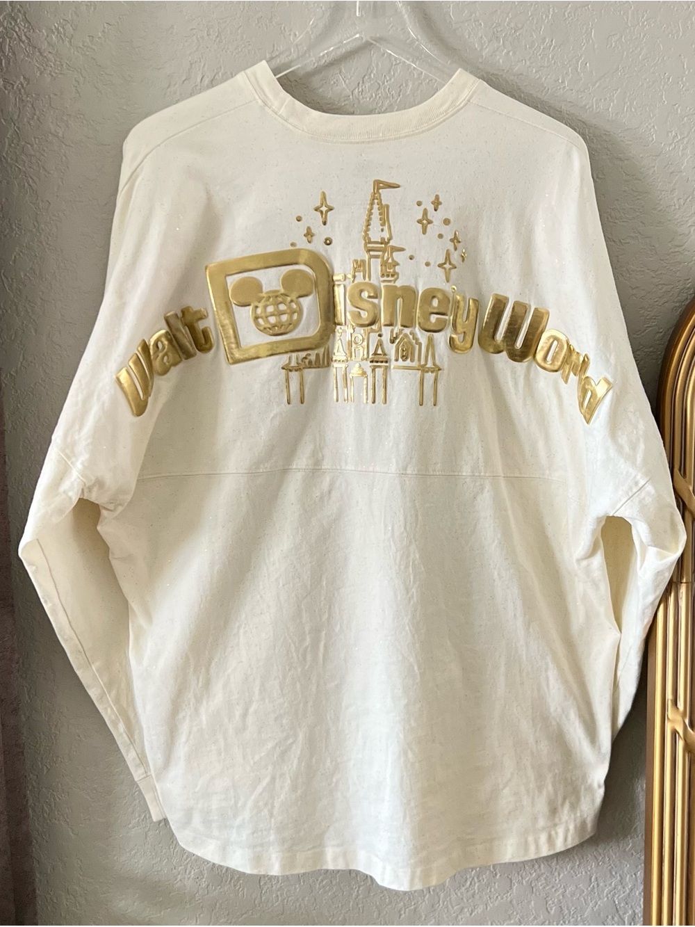 Walt Disney World Gold Cinderella Castle Glitter Spirit Jersey Size XL